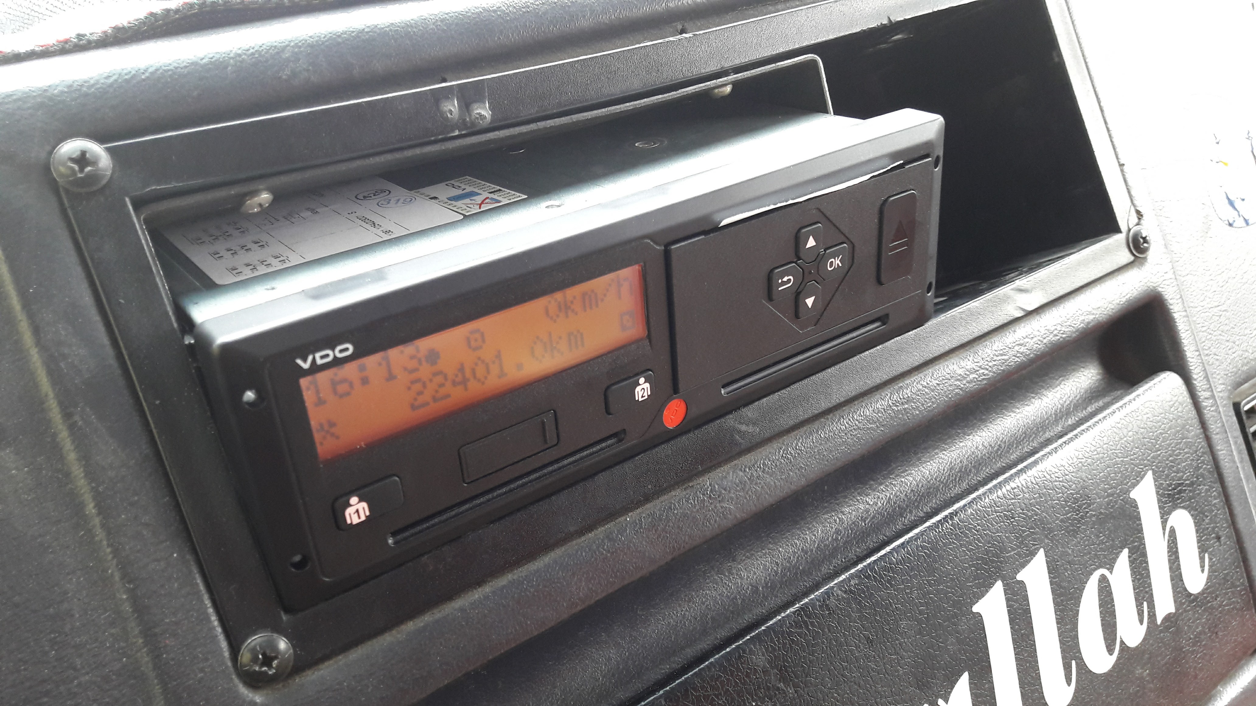 <br />
<b>Notice</b>:  Undefined property: stdClass::$adi in <b>/home/yenidogantakograf/domains/yenidogantakograf.com/public_html/projedetay.php</b> on line <b>32</b><br />
